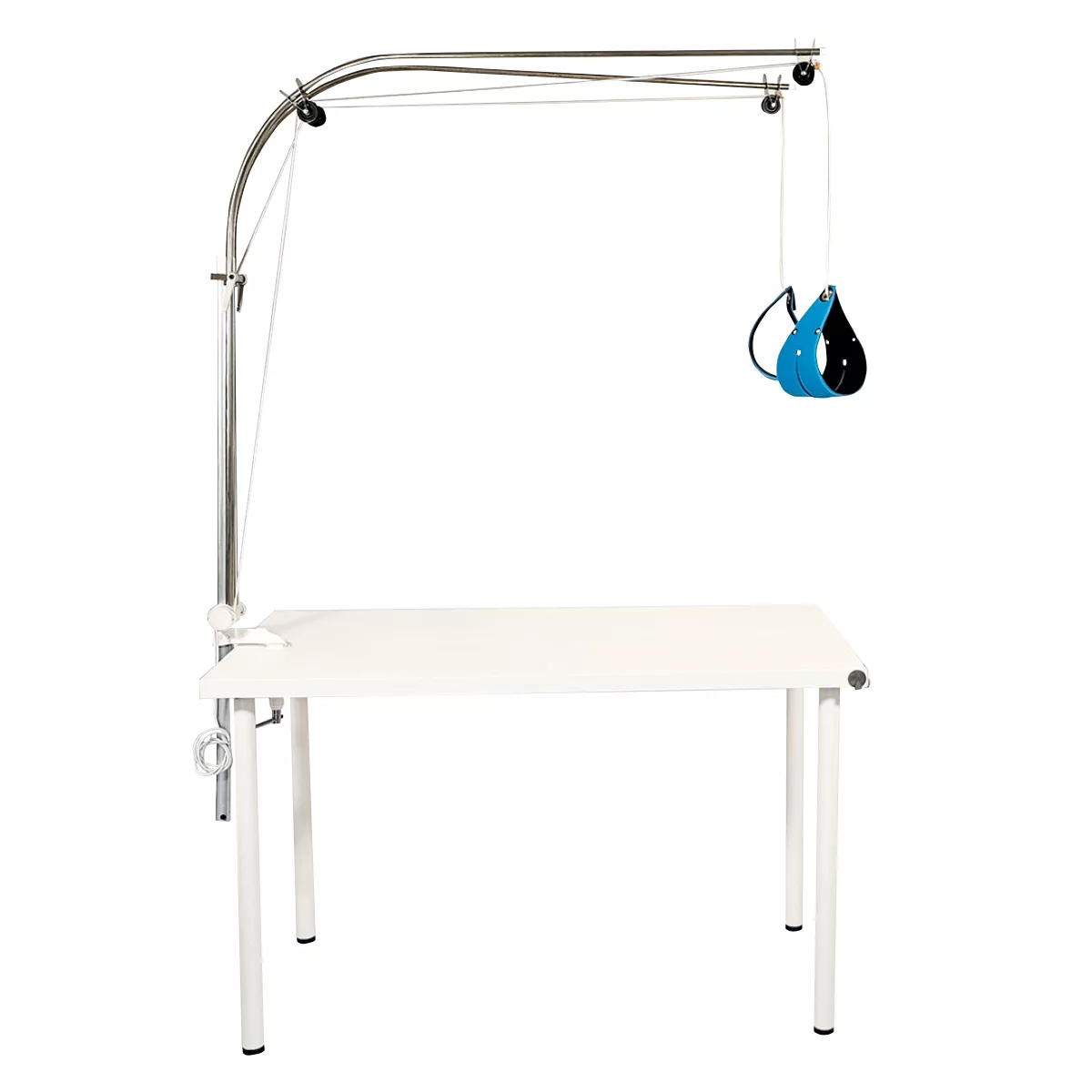 0206a19d8f0001ea66e4fbac69af30374b3b4469_solution_d_assistance_physique_Perdelle_Neo_fixation_RVB_1200x1200.jpg Solution ergonomique Perdelle Neo pour soutenir les bras sur les postes de travail fixes.