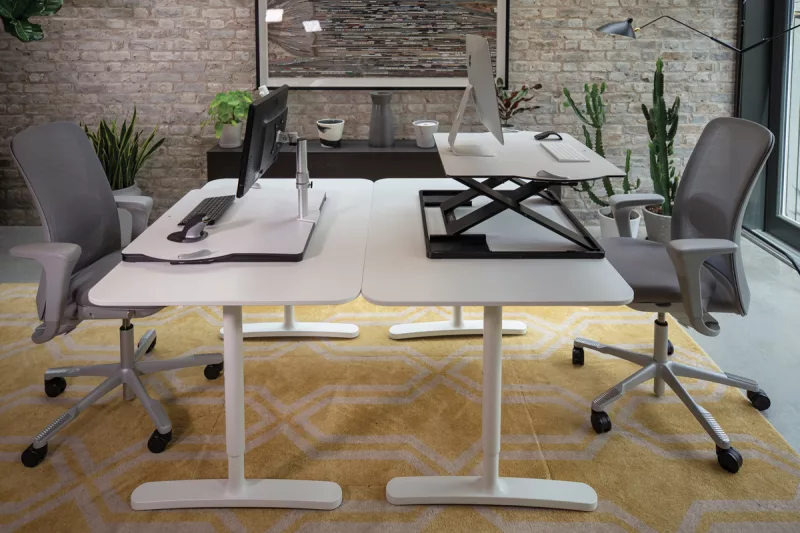 Plateforme Oploft : Travailler assis ou debout sur un ordinateur