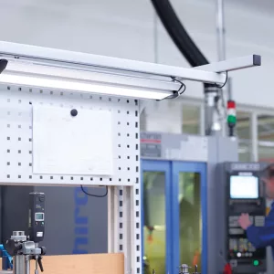 Lampe adaptée aux besoins de fabrication, assemblage ou contrôle qualité Taneo