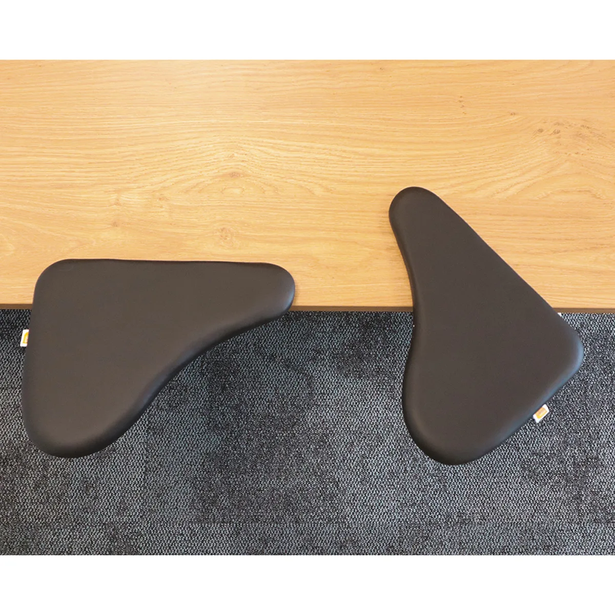 8fddb6f68860d90aba338842591b63500a73903f_repose_bras_X_rest_duo_vue5_RVB_72dpi.jpg Repose-bras réglage 360°