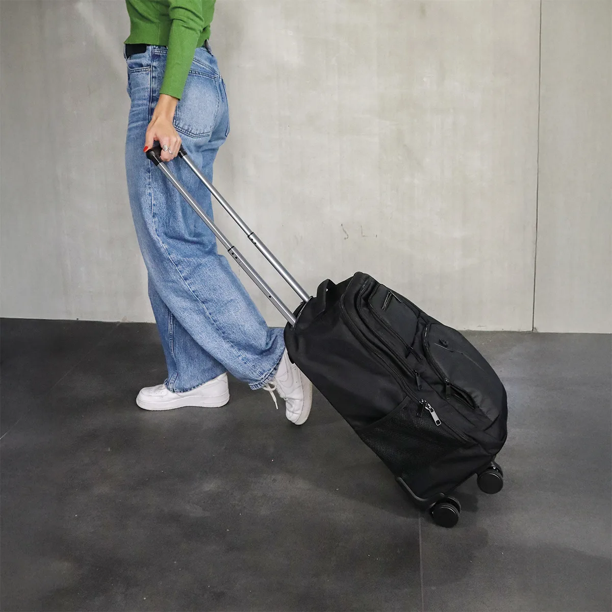 9d58a57f3aa1c1ba79db00fb95b2892f58d1f5b3_sac_x_per_nomad_EE_4_2025_RVB_72dpi.jpg Sac à dos de travail