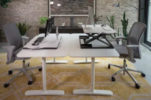 Plateforme Oploft : Travailler assis ou debout sur un ordinateur